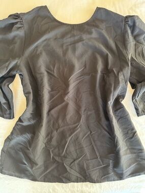 Indie & Co Black Puff Sleeve Blouse with Button Back L